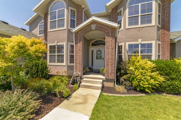 Cost of Transom Window Replacement in Olathe